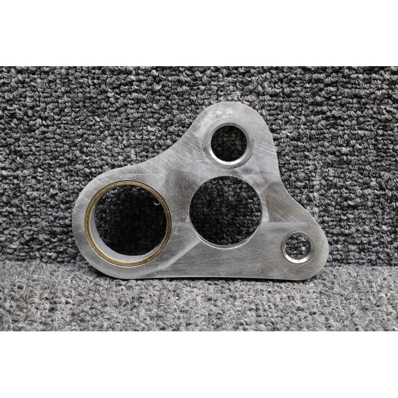 D60-3237-15-51 Diamond DA42-NG Main Gear Folding Stay Driver Plate Aft LH