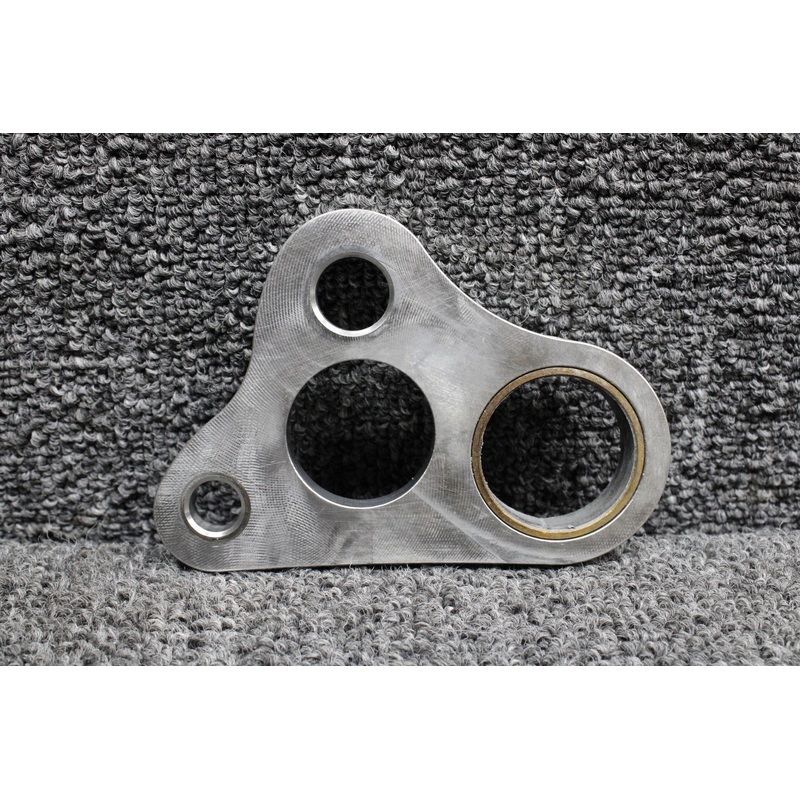 D60-3237-16-51 Diamond DA42-NG Main Gear Folding Stay Driver Plate Aft RH