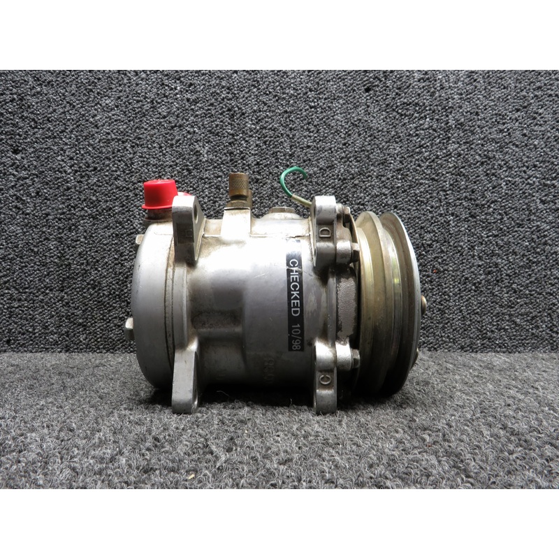SD-505 Sanden 9077 AC Compressor