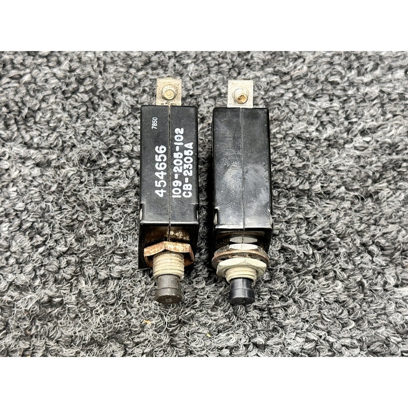 W23X1A1G-5, 109-205-102 AMF, Potter & Brumfield Circuit Breakers (Set of 2)
