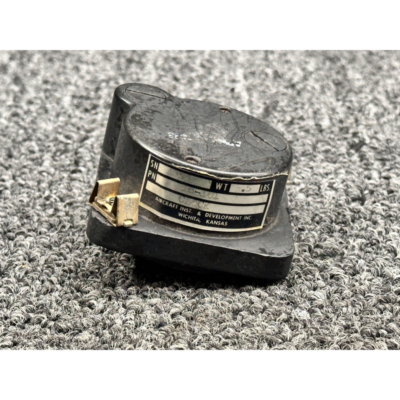 16-101 Aircraft Inst 8-Day Clock Indicator (Core)