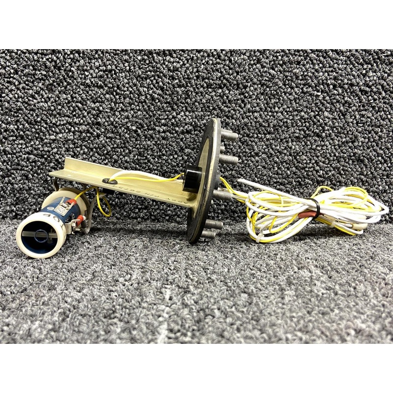 PAA700-13, FMB938-7 Consolidated Center Fuel Tank Transmitter LH or RH w Mount