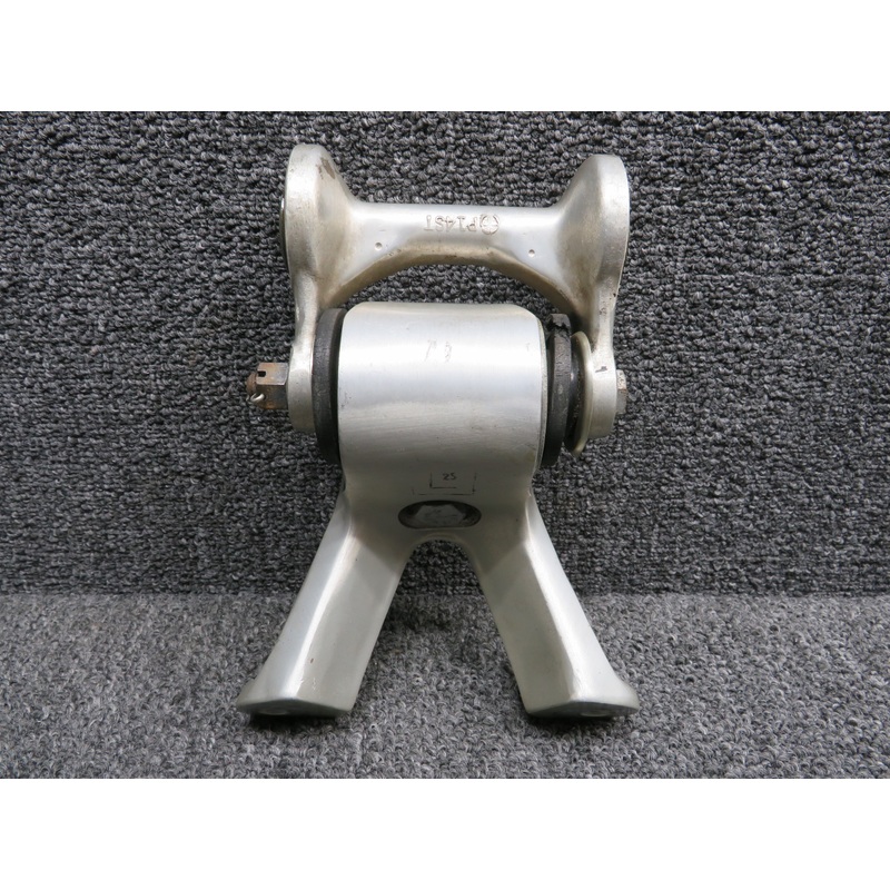 RL-15E-SA1 Jacobs R755B2 Lord Manufacturing Upper Engine Mount