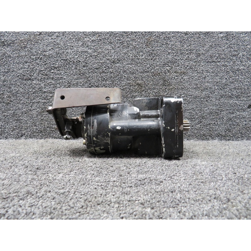B210438 Woodward Propeller Governor