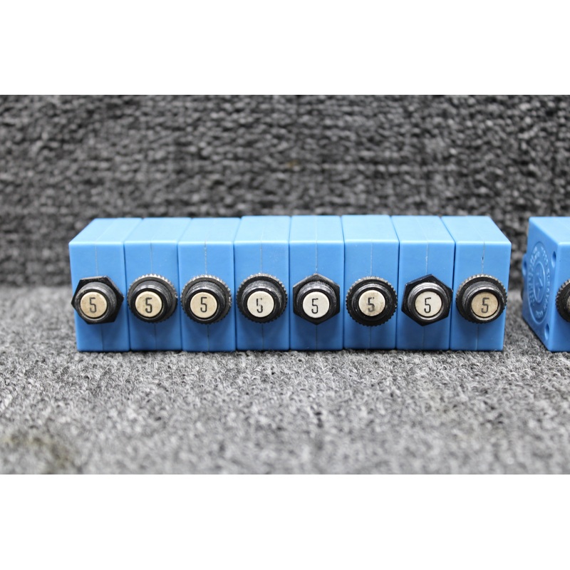 S-1360-5L, S-1360-8, S-1360-10L, S-1360-15L Wood, AMF Push Breaker Set of 16