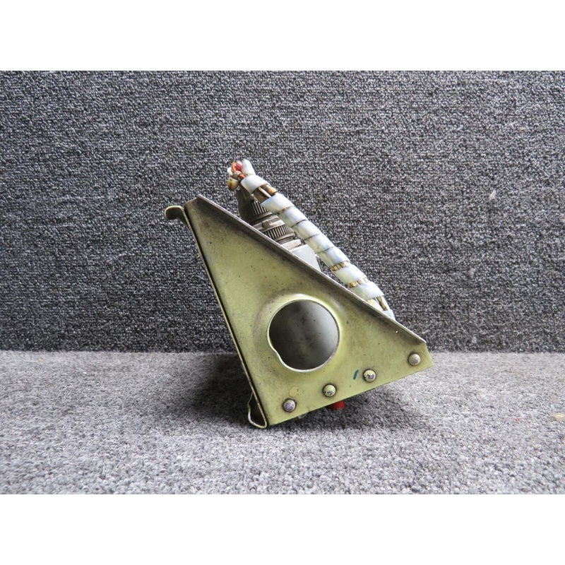 2701KPT-1 Smiths Industries Pressure Transmitter Assembly w Mount