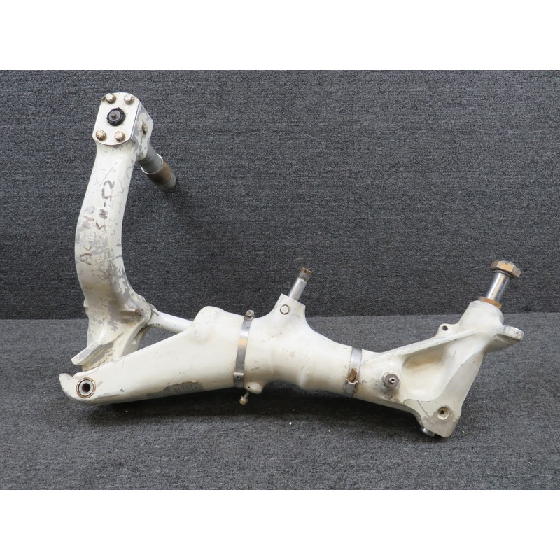 45017-1 Aero Commander 112 Main Landing Gear Strut Assembly LH (Core)