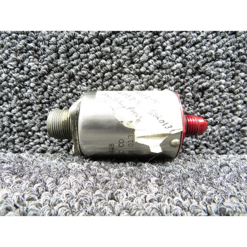 9914112-4 (Alt: 6057-4)Cessna Citation 650 Hydra-Electric Pressure Switch