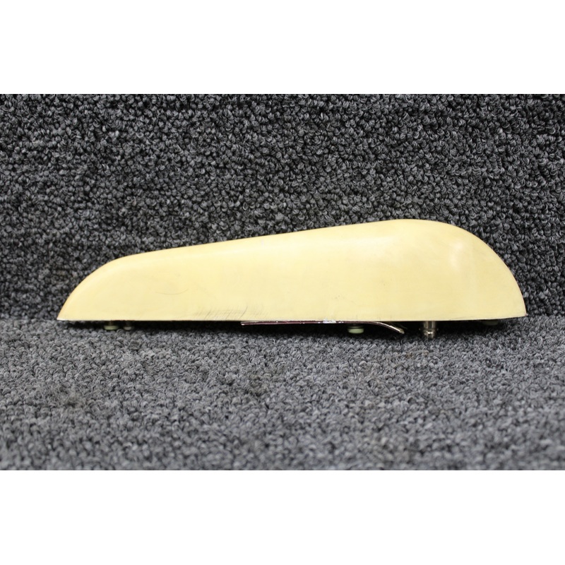 CI-102 Comant Marker Beacon Antenna (Discolored, Small Cracks)