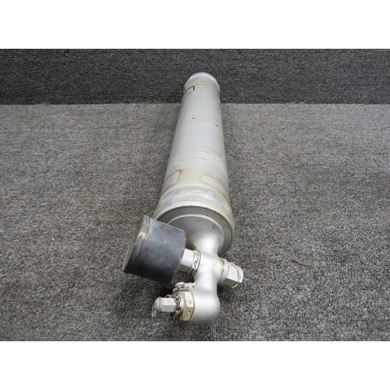A1R45574 Lockheed Hydraulic Accumulator with Indicator
