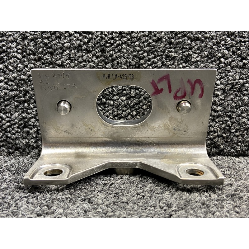 LM-423-SA15 (Alt: 475-097) Pratt PT6A-42A Lord Engine Shock Mount Bracket