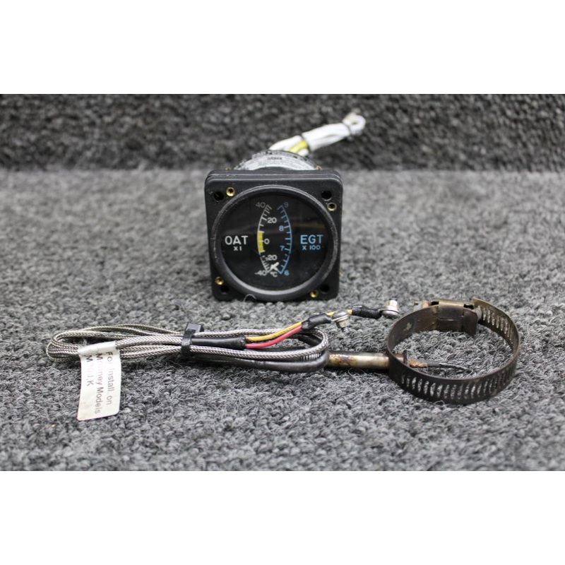 0203-007 (Alt: 880001-501) B and D Instruments Dual OAT, EGT Indicator w Probe