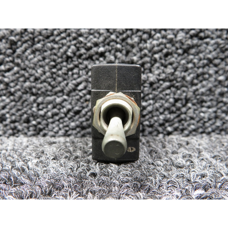W31-X2M1G-10 Potter and Brumfield Toggle Circuit Breaker (Amps: 10)
