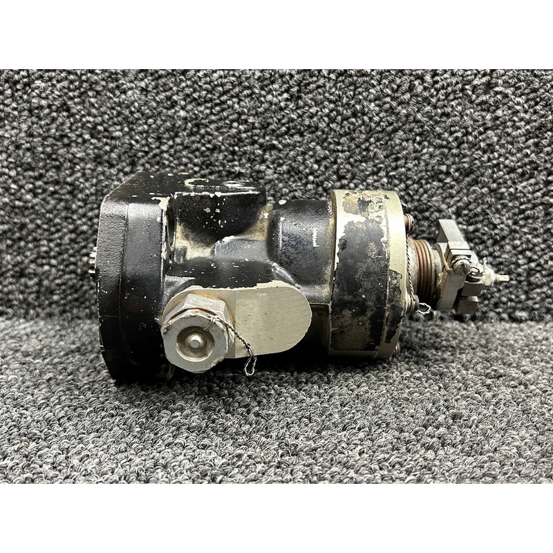 210280M Continental IO-470-U Woodward Propeller Governor (Prop Struck) (Core)