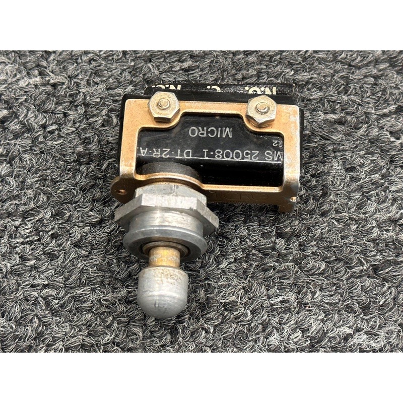 MS25008-1, DT-2R-A7 Piper PA24-400 Und Lab Landing Gear Micro Limit Switch