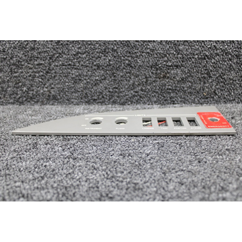 DA4-1131-22-05A Diamond DA40-180 Lighted Panel Cover Upper LH (Volts: 115)