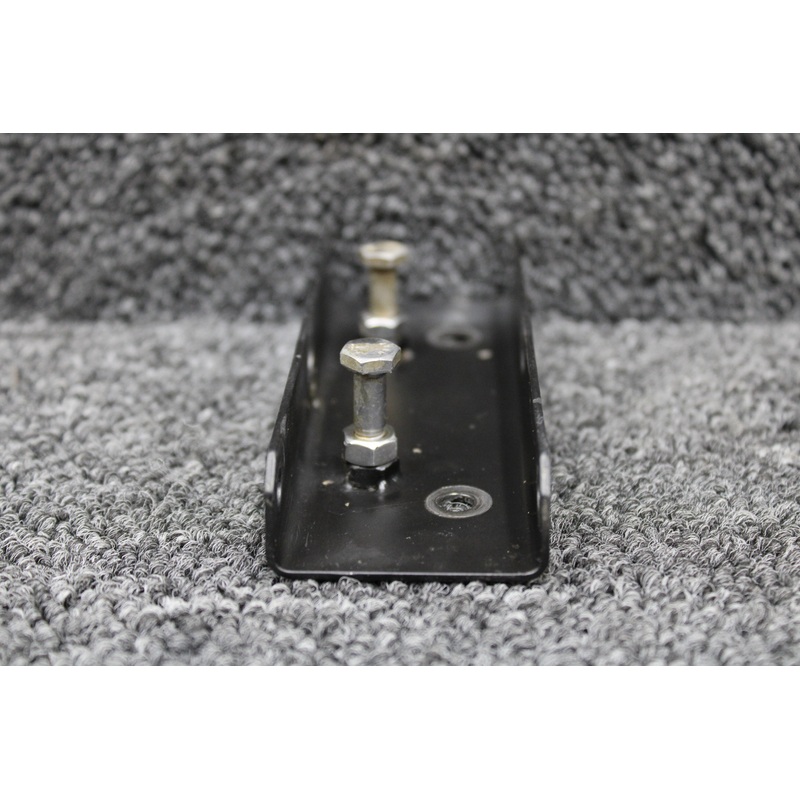 DA4-5540-00-04 Diamond DA40-180 Rudder Bracket Lower Assembly