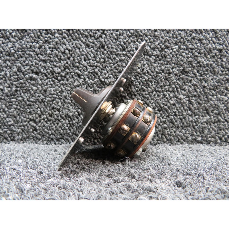 MS25002-2 (Alt: 7262K12) EGT Cylinder Selector Switch with Radair Face Plate