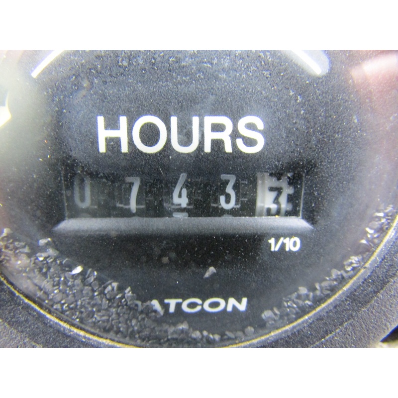 102150 Datcon 773IB Hour Meter Indicator (Loose Fragments in Face)