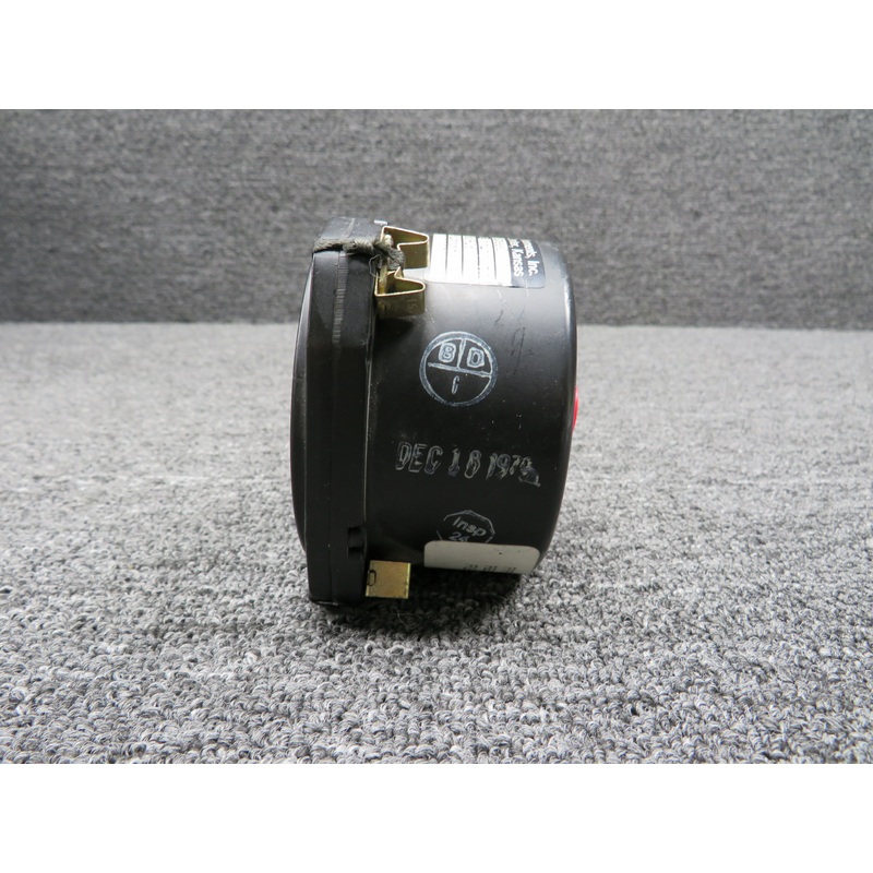 I35-260-26 (Alt: 980061-509J) B and D Airspeed Indicator