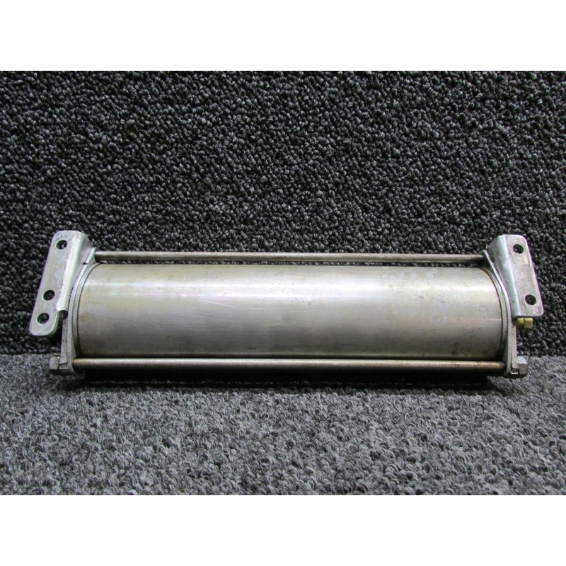 8907-003 Woodward Accumulator