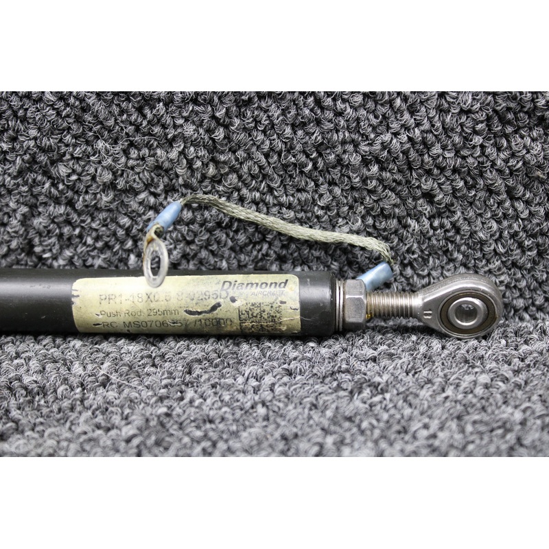 PR1-18x.5-8-0295-D Diamond DA40-180 Aileron Control Rod RH (Length: 11.61)