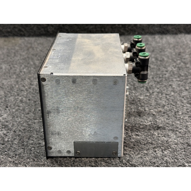 100488-001 Dynon Avionics EFIS-D100 Electric Flight Information System (10-30V)