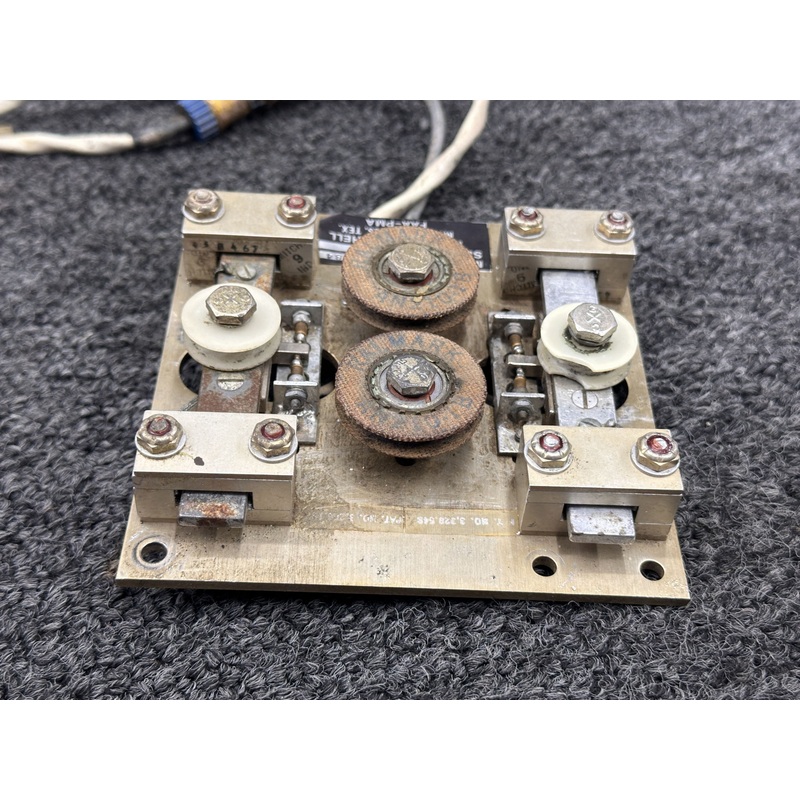 1C671-184 Edo-Aire Mitchell Autopilot Adapter Assembly