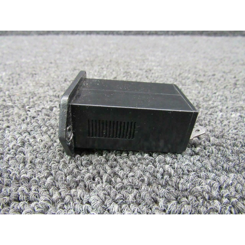 51006-000 Piper PA46-350P Datcon Hobbs Meter Indicator (Hours: 1703.90, V: 28)