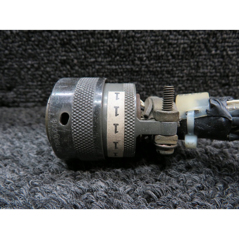 MS3126F20-41S Burndy Canon Plug