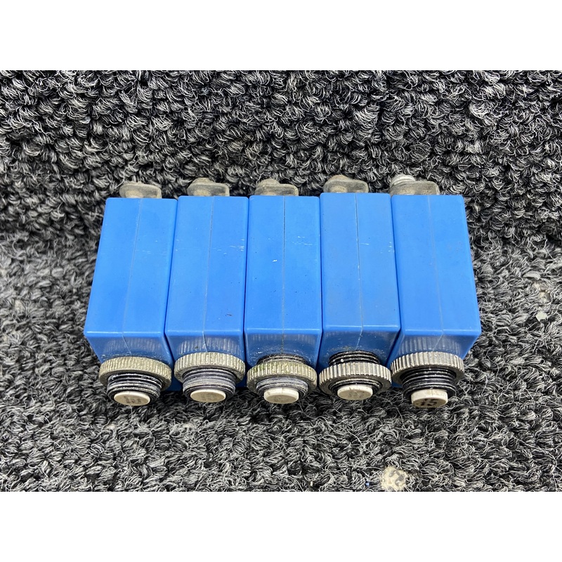 S-1360 Wood Electric Push to Reset Circuit Breaker Set (Amps: 10, 15)