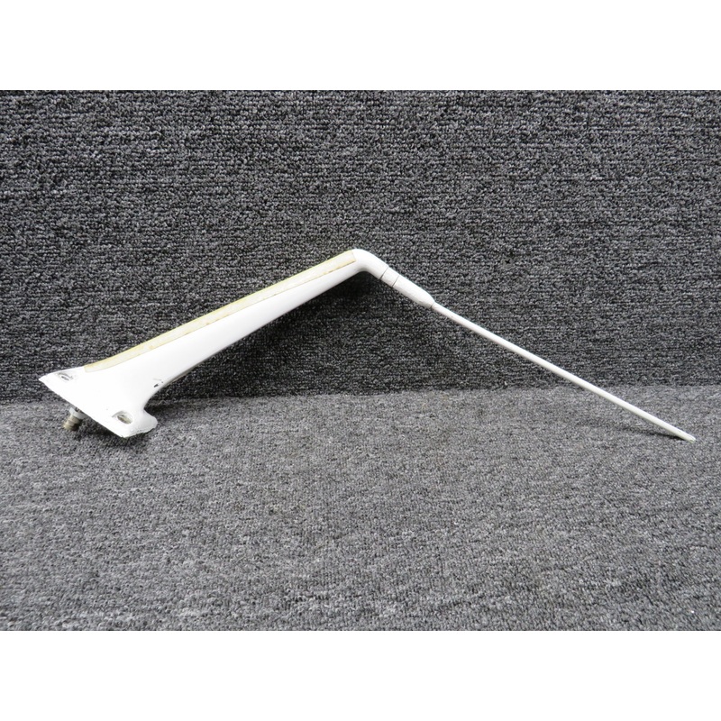 16040 Lockheed Jetstar II Antenna (Cracked Antenna and Connector) (Core)