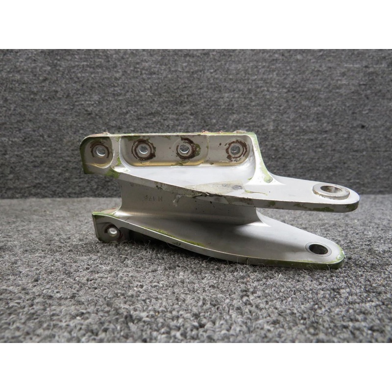 F10A220-500-111 Dassault Falcon Bracket Assembly