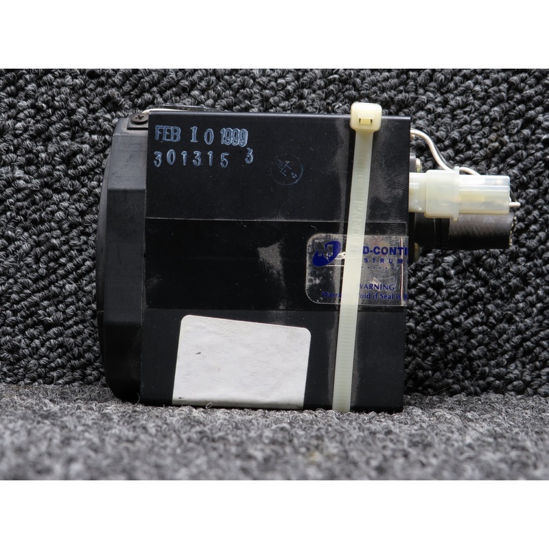 S3304-1 (Alt: MD180-1) Mid-Continent Manifold Press Fuel Flow Indicator (28V)