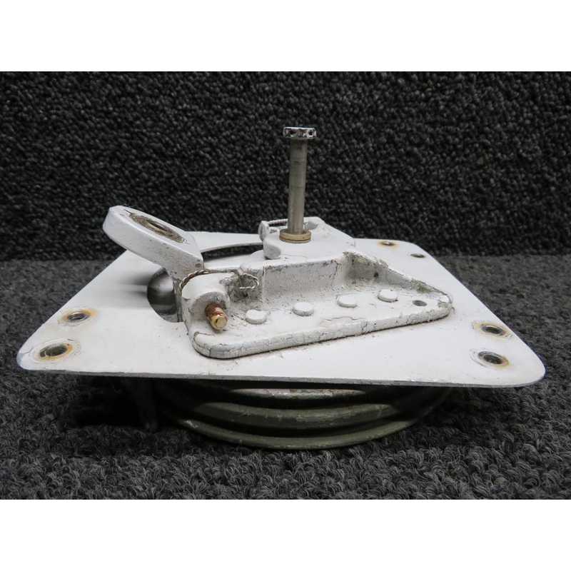 5565381-481 Cessna Citation Aileron Quadrant with Mount