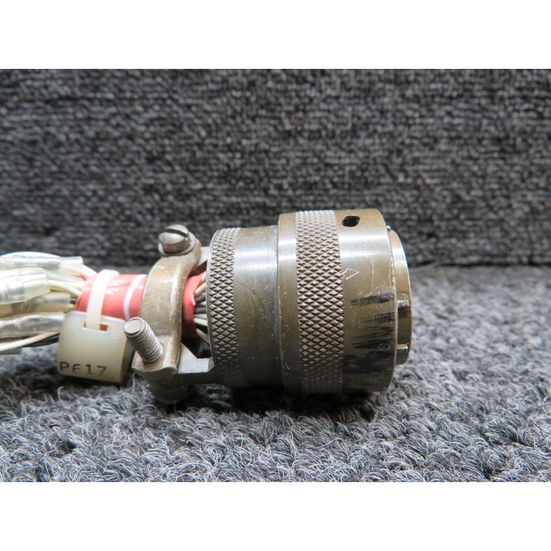 MS3126F20-41S Burndy Canon Plug Connector