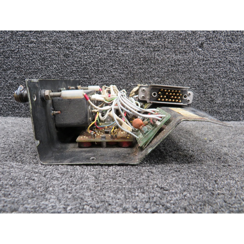 1-3811-3 (Alt: 2408123-8) Howard-Raisbeck Pitch Trim Indicator (Worn)