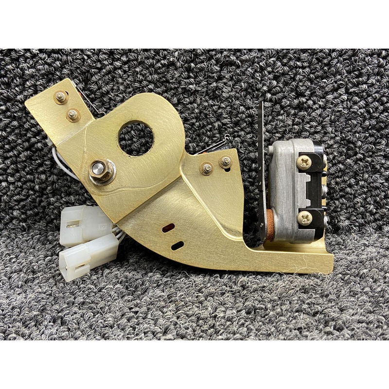 100-172-2320-D01 Kodiak 100 Inertial Separator Limit Switch Retainer