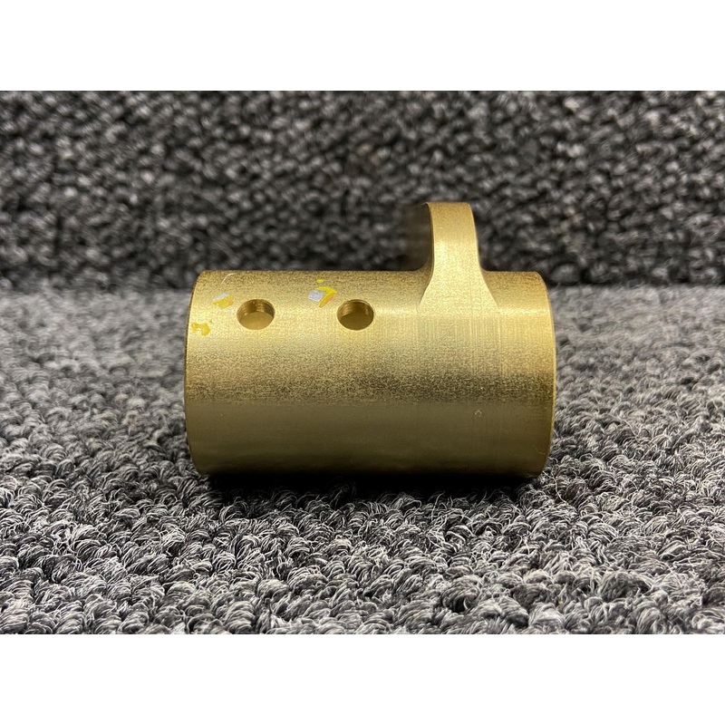 100-619-0004 Kodiak 100 Elevator Cross Tube Arm