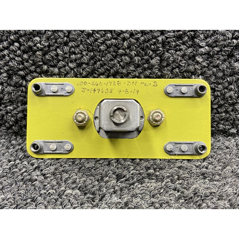 8040A21, 100-260-1728-D01 Kodiak 100 Cowl Door Roller Catch w Bracket