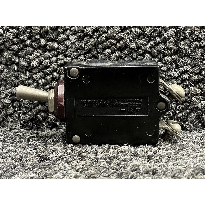 CM3589-40 (Alt: 593-240-102) Wood Electric Toggle Circuit Breaker (Amps: 40)