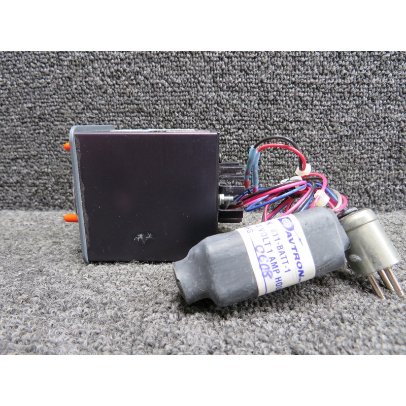 M811B-1 (Alt: 811B24A) Davtron Digital Clock Indicator with Battery (Grey) (14V)