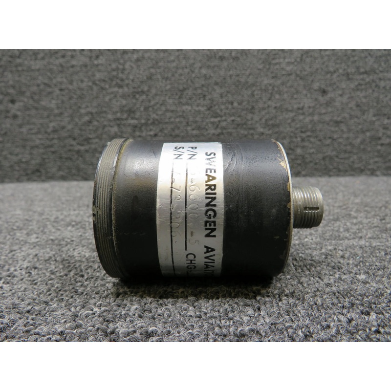 217-06251 (Alt: 27-66008-5) Edison Oil Pressure Gauge (Worn Inner Face) (26V)