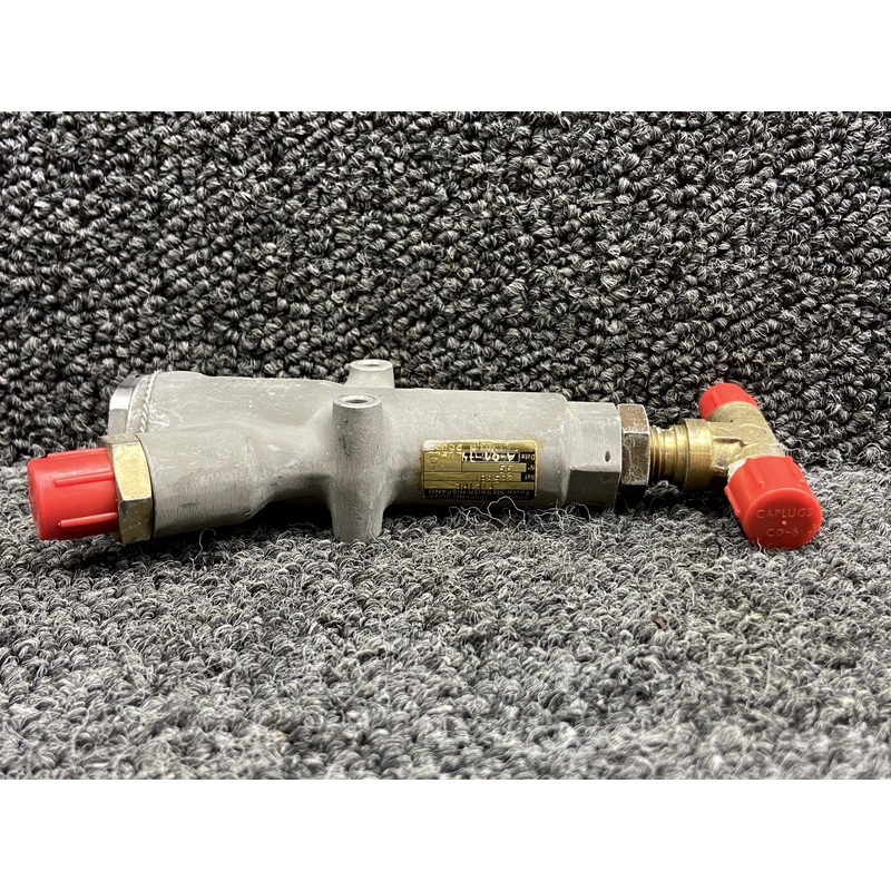 285681 Falcon 10 Hydraulic Filter Assembly w T-Fitting