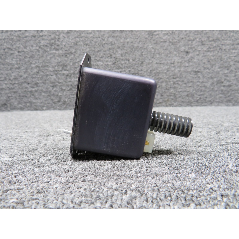 307FC Davtron Air Temperature Indicator (Missing Switch Cover)