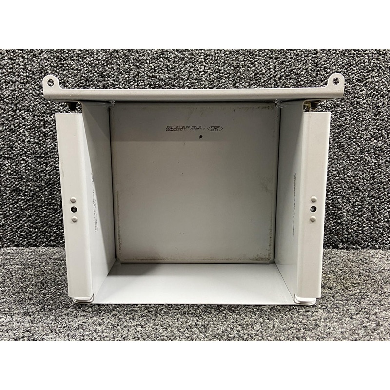 100-124-2110, 100-124-2106 Kodiak 100 Battery Box Assy w Face Plate