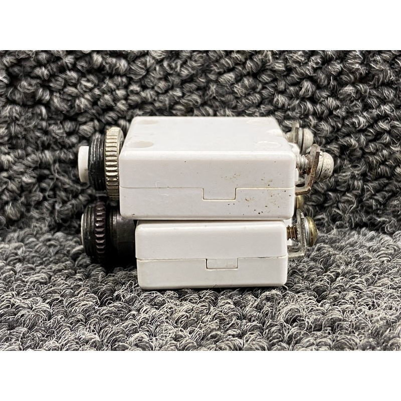 1601-013-300, S-1360-5L Mechanical Prod Push to Reset Circuit Breaker (3, 5A)