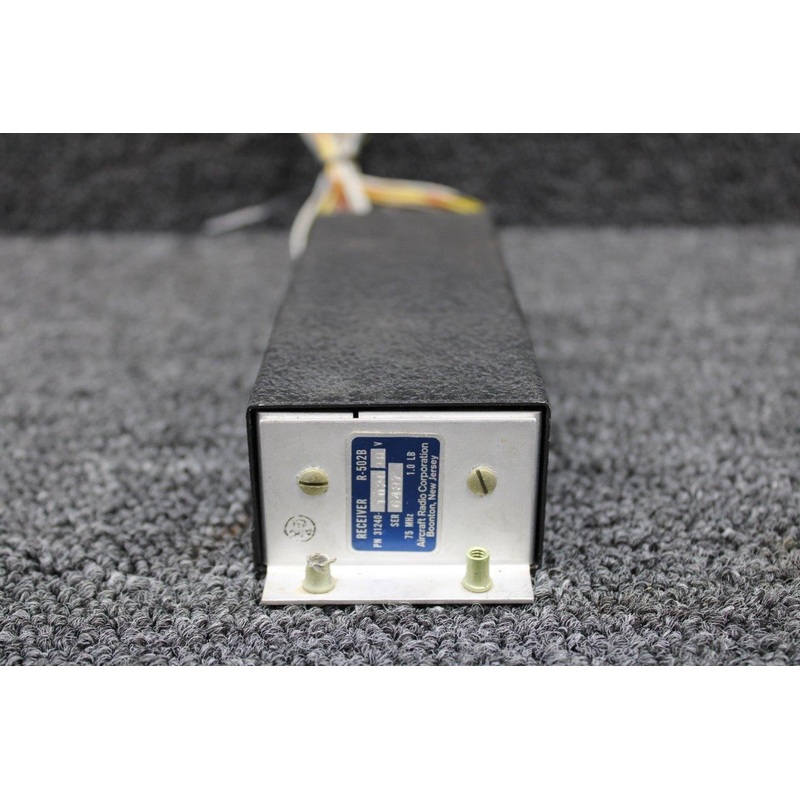 31240-1028 Aircraft Radio Corp R-502B Receiver Unit (Volts: 28)
