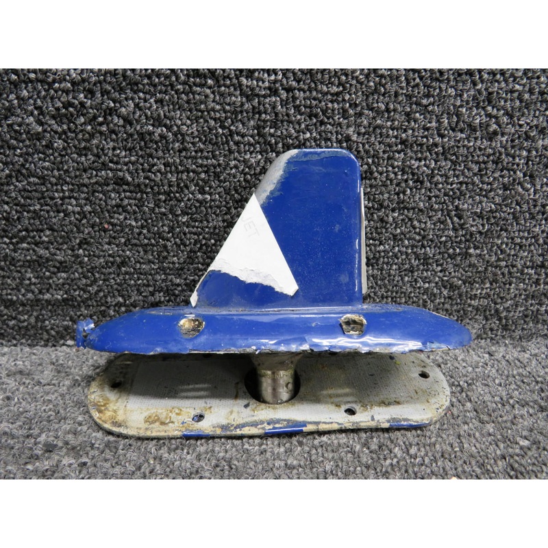 CI100-3 Comant DME Transponder Antenna (Corroded) (Core)