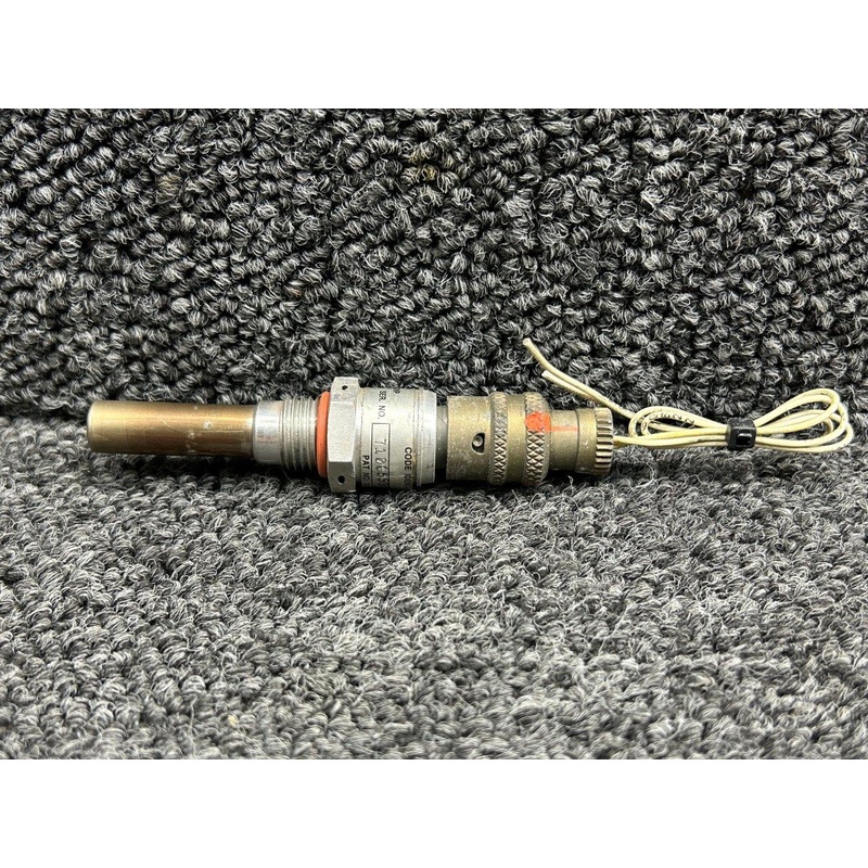 27221274 (Alt: 9912085-3) Sundstrand Aviation Air Temperature Sensor
